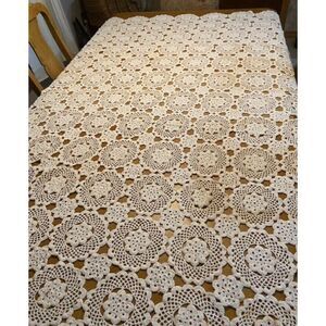 Vintage Beige Crochet Floral Bedspread or Table Cloth 50” X 80 “Thick‎ NO STAINS